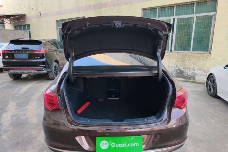 Used GAC Trumpchi GA6 2016 235T DCT Luxury Edition Trunk