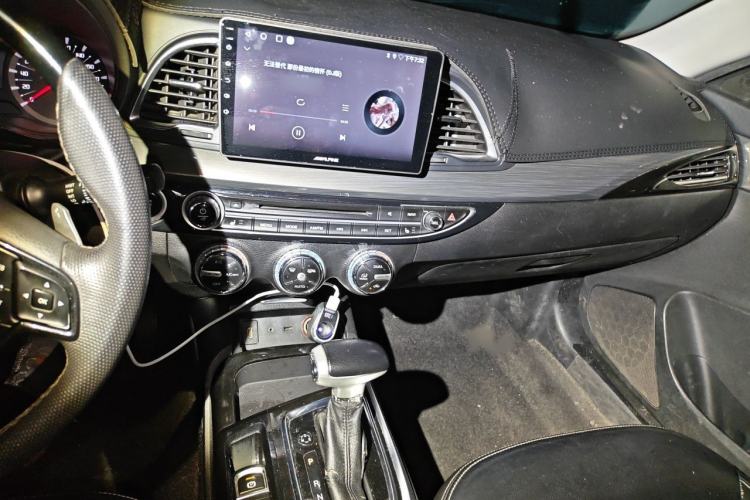 Used GAC Trumpchi GA6 2016 235T DCT Luxury Edition Audio And AC Panel