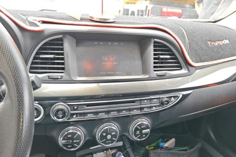 Used GAC Trumpchi GA6 2016 235T DCT Luxury Edition Audio And AC Panel