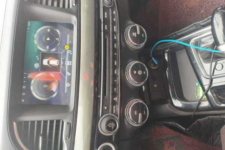Used GAC Trumpchi GA6 2016 235T DCT Elite Edition Audio And AC Panel