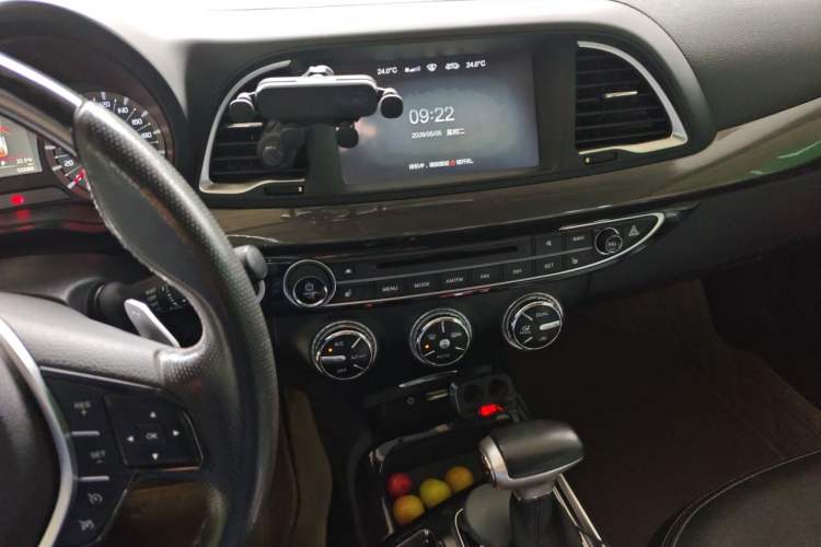Used GAC Trumpchi GA6 2016 235T DCT Luxury Edition Audio And AC Panel