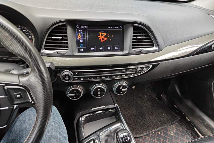 Used GAC Trumpchi GA6 2016 235T Manual Elite Edition Audio And AC Panel