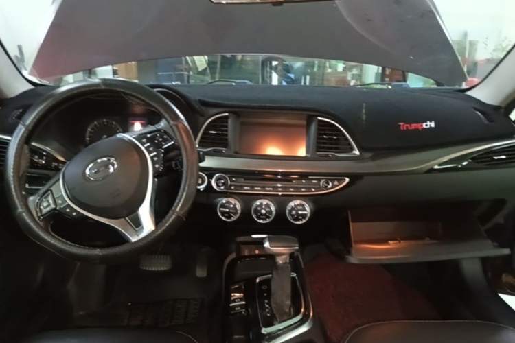 Used GAC Trumpchi GA6 2016 235T DCT Luxury Edition Center Console