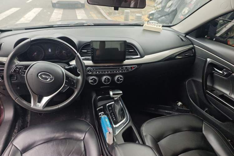 Used GAC Trumpchi GA6 2016 235T DCT Elite Edition Center Console