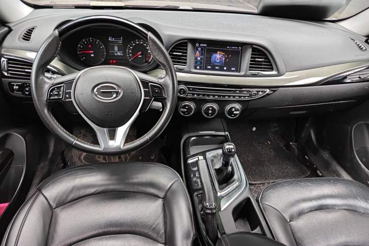 Used GAC Trumpchi GA6 2016 235T Manual Elite Edition Center Console