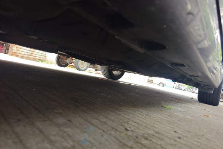 Used GAC Trumpchi GA6 2016 235T DCT Elite Edition Chassis Front Left