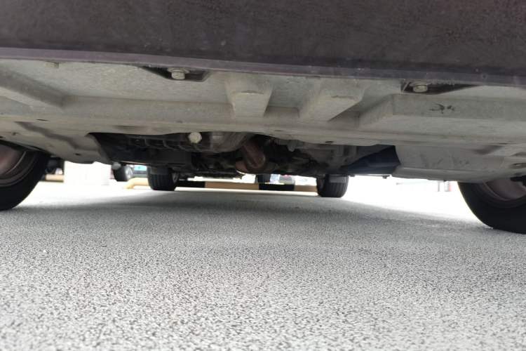 Used GAC Trumpchi GA6 2016 235T DCT Elite Edition Chassis Front
