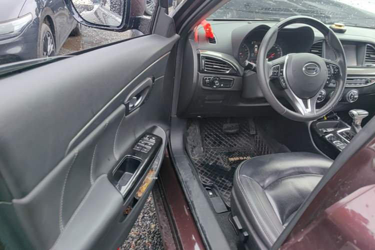 Used GAC Trumpchi GA6 2016 235T DCT Luxury Edition Driver Seat