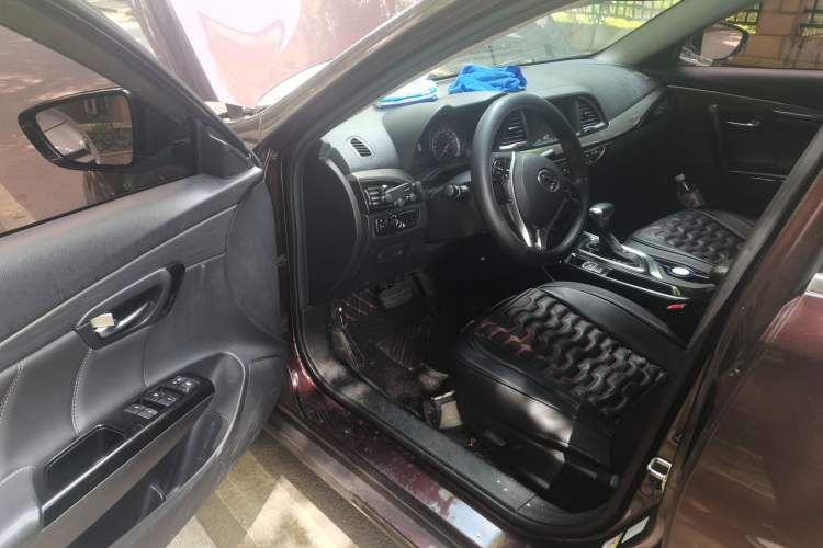 Used GAC Trumpchi GA6 2016 235T DCT Elite Edition Driver Seat