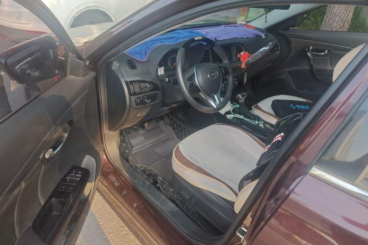 Used GAC Trumpchi GA6 2016 235T DCT Elite Edition Driver Seat