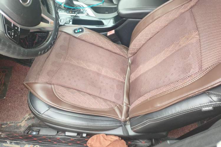 Used GAC Trumpchi GA6 2016 235T DCT Elite Edition Driver Seat