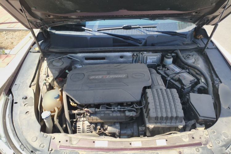 Used GAC Trumpchi GA6 2016 235T Manual Elite Edition Engine Bay
