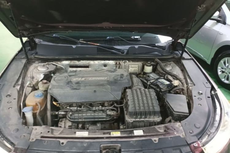 Used GAC Trumpchi GA6 2016 235T DCT Luxury Edition Engine Bay