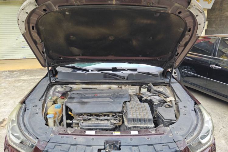 Used GAC Trumpchi GA6 2016 235T DCT Elite Edition Engine Bay