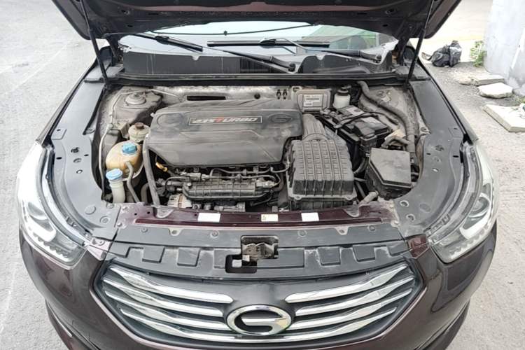Used GAC Trumpchi GA6 2016 235T Manual Elite Edition Engine Bay
