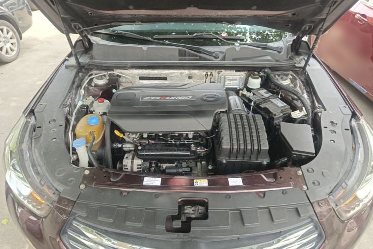 Used GAC Trumpchi GA6 2016 235T Manual Elite Edition Engine Bay