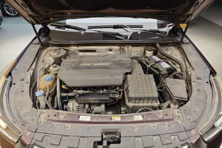 Used GAC Trumpchi GA6 2016 235T DCT Luxury Edition Engine Bay
