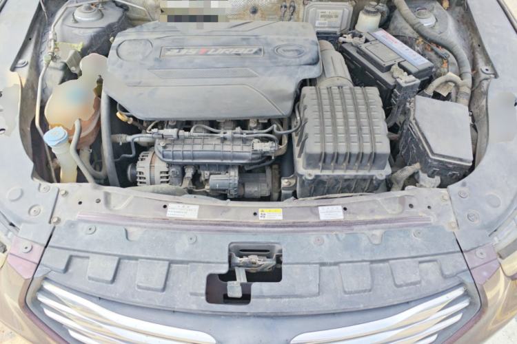 Used GAC Trumpchi GA6 2016 235T DCT Elite Edition Engine Bay