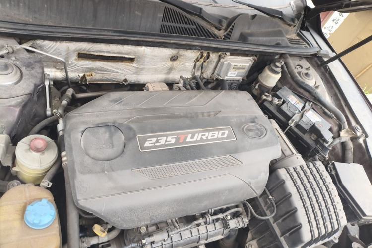 Used GAC Trumpchi GA6 2016 235T DCT Elite Edition Engine Bay