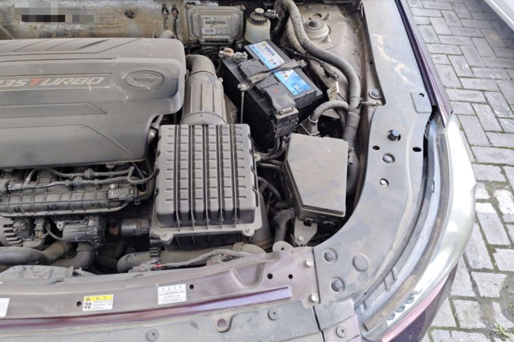 Used GAC Trumpchi GA6 2016 235T DCT Elite Edition Engine Bay Left