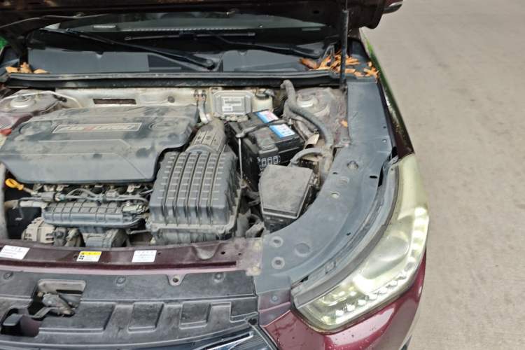 Used GAC Trumpchi GA6 2016 235T DCT Luxury Edition Engine Bay Left
