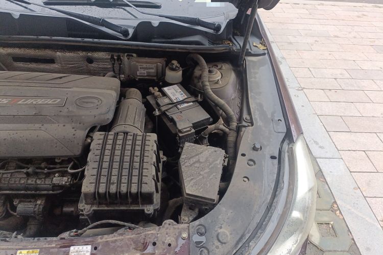Used GAC Trumpchi GA6 2016 235T DCT Luxury Edition Engine Bay Left