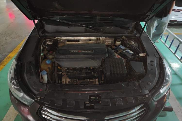 Used GAC Trumpchi GA6 2016 235T Manual Elite Edition Engine Bay