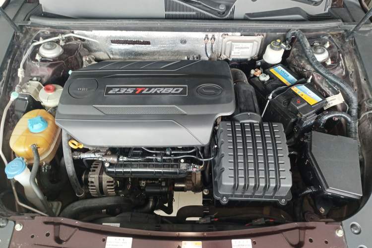 Used GAC Trumpchi GA6 2016 235T DCT Luxury Edition Engine Bay