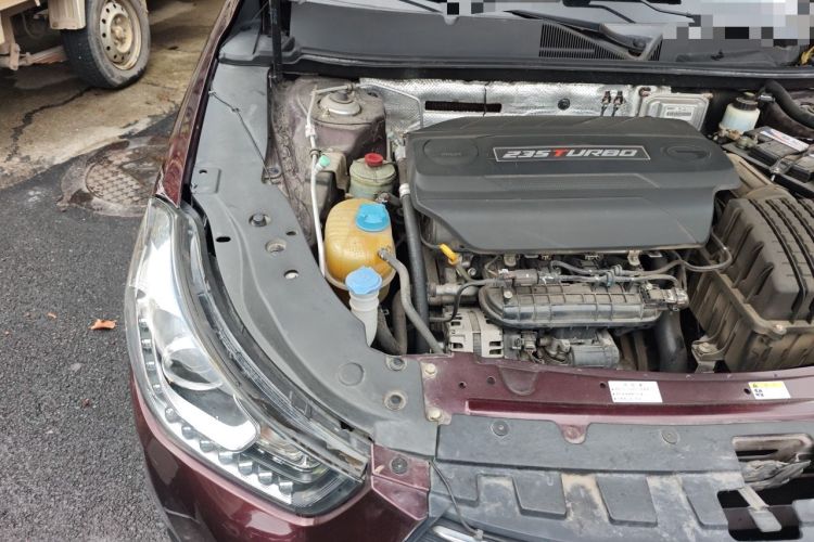 Used GAC Trumpchi GA6 2016 235T DCT Luxury Edition Engine Bay Right