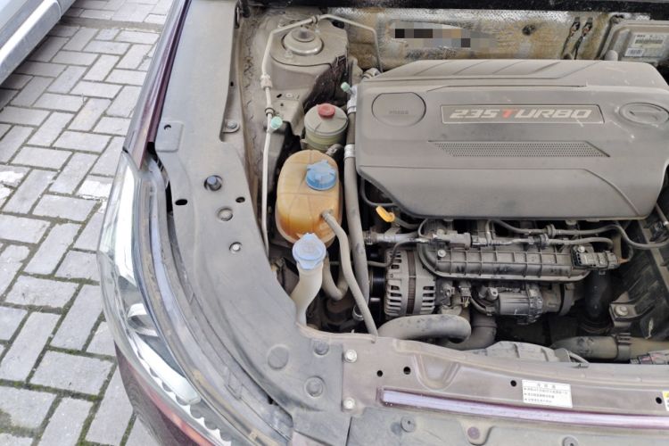 Used GAC Trumpchi GA6 2016 235T DCT Elite Edition Engine Bay Right
