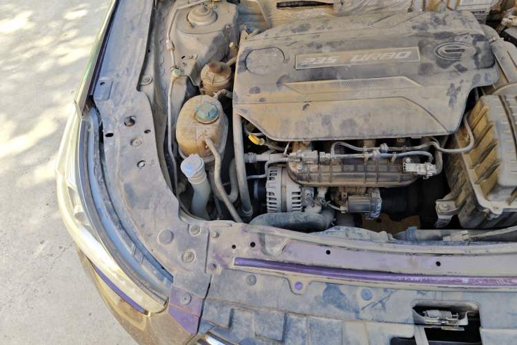 Used GAC Trumpchi GA6 2016 235T DCT Elite Edition Engine Bay Right