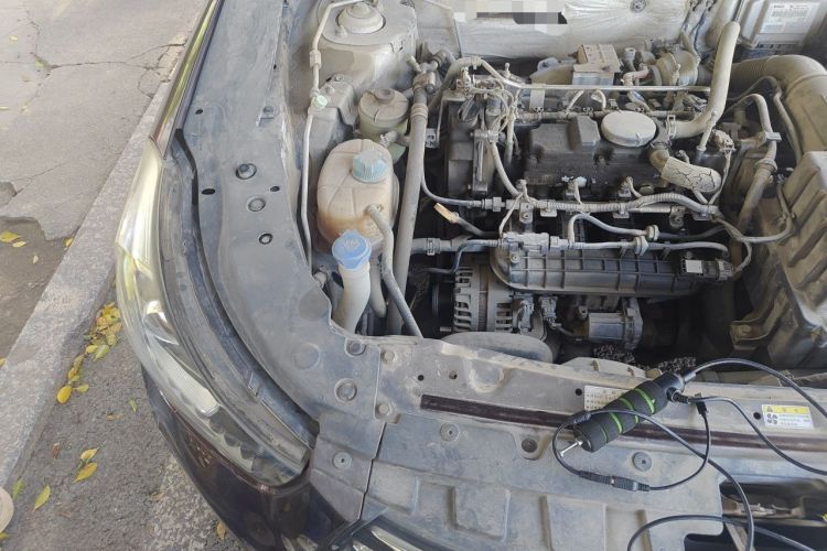 Used GAC Trumpchi GA6 2016 235T DCT Elite Edition Engine Bay Right