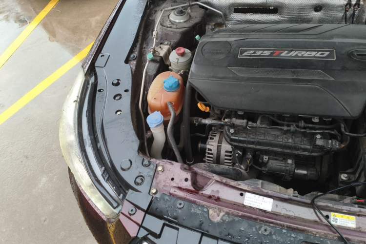 Used GAC Trumpchi GA6 2016 235T DCT Luxury Edition Engine Bay Right