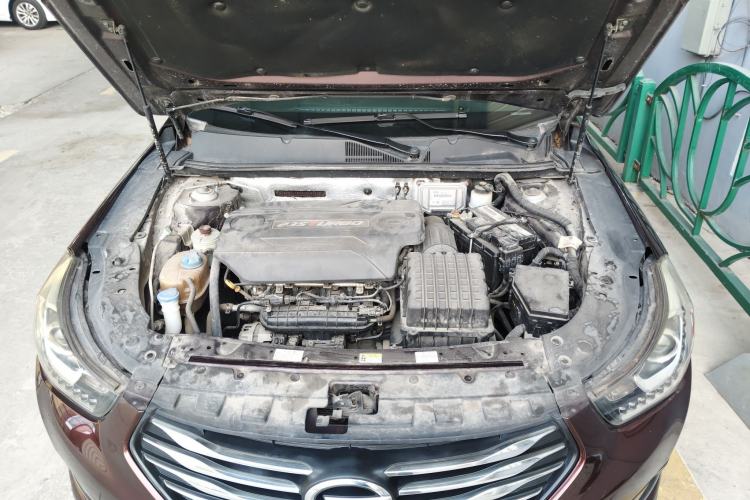 Used GAC Trumpchi GA6 2016 235T DCT Luxury Edition Engine Bay