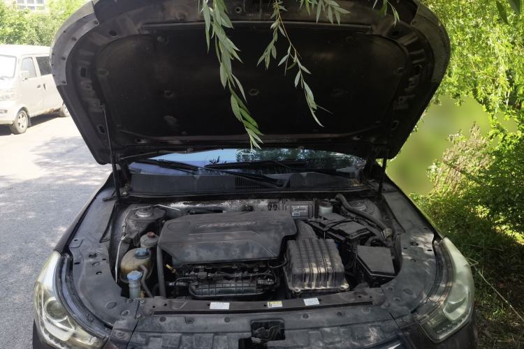Used GAC Trumpchi GA6 2016 235T Manual Comfort Edition Engine Bay