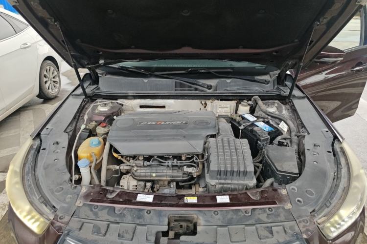 Used GAC Trumpchi GA6 2016 235T DCT Luxury Edition Engine Bay