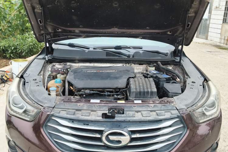 Used GAC Trumpchi GA6 2016 235T DCT Elite Edition Engine Bay
