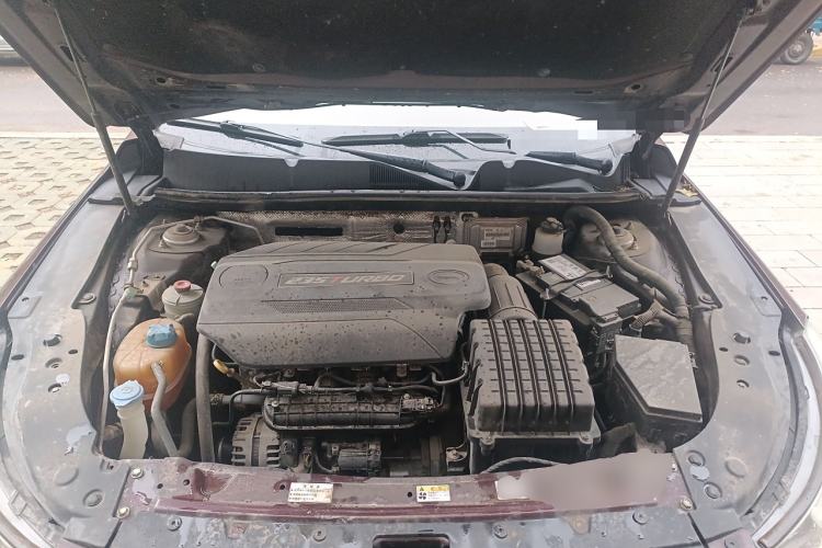 Used GAC Trumpchi GA6 2016 235T DCT Luxury Edition Engine Bay