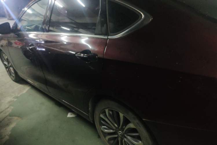 Used GAC Trumpchi GA6 2016 235T DCT Luxury Edition Exterior 2