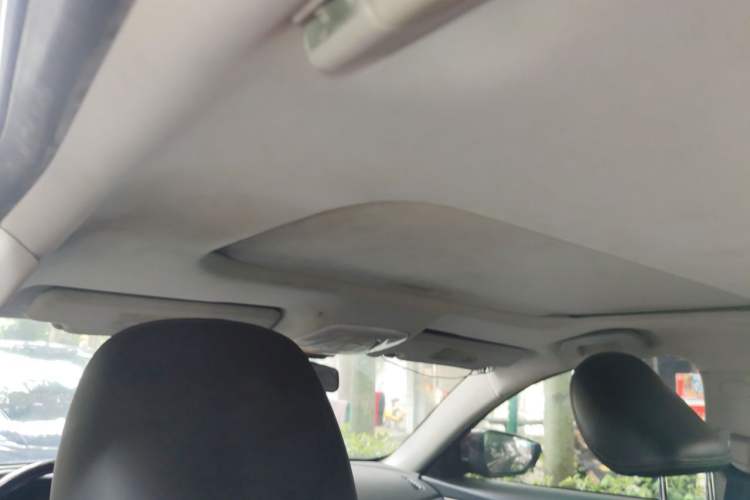 Used GAC Trumpchi GA6 2016 235T DCT Luxury Edition Headliner