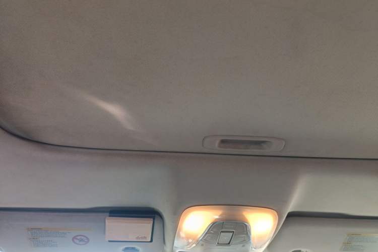 Used GAC Trumpchi GA6 2016 235T DCT Elite Edition Headliner