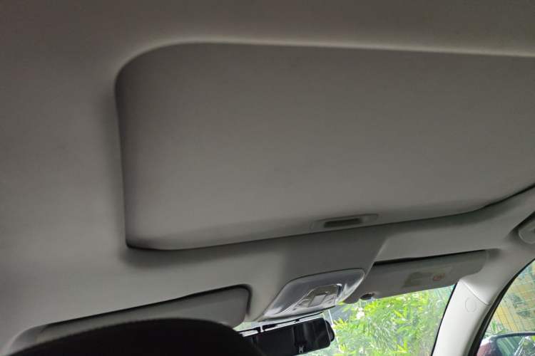 Used GAC Trumpchi GA6 2016 235T DCT Luxury Edition Headliner