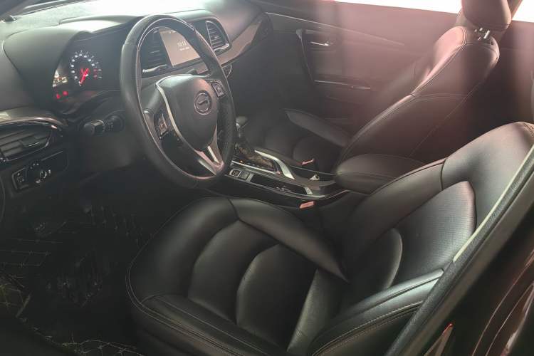 Used GAC Trumpchi GA6 2016 235T DCT Luxury Edition Interior 1