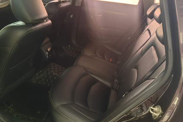 Used GAC Trumpchi GA6 2016 235T DCT Luxury Edition Interior 2