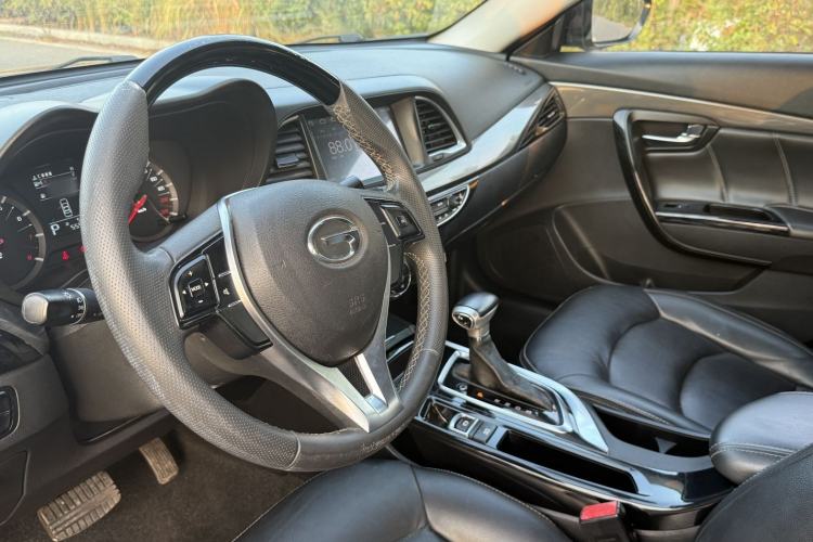 Used GAC Trumpchi GA6 2016 235T DCT Elite Edition Interior 3