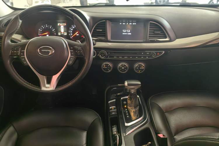 Used GAC Trumpchi GA6 2016 235T DCT Luxury Edition Interior 3