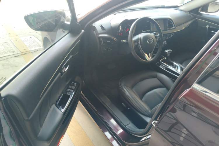 Used GAC Trumpchi GA6 2016 235T DCT Luxury Edition Interior 3