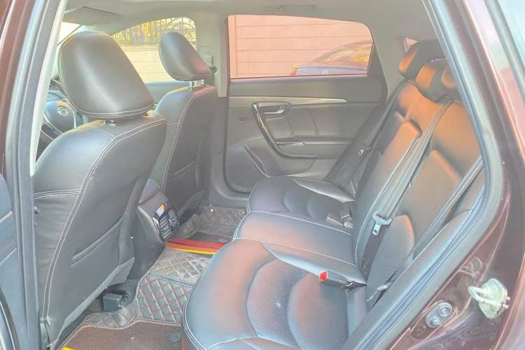 Used GAC Trumpchi GA6 2016 235T DCT Elite Edition Interior 4