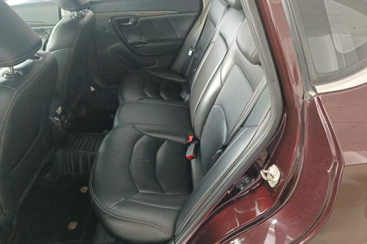 Used GAC Trumpchi GA6 2016 235T DCT Luxury Edition Interior 4