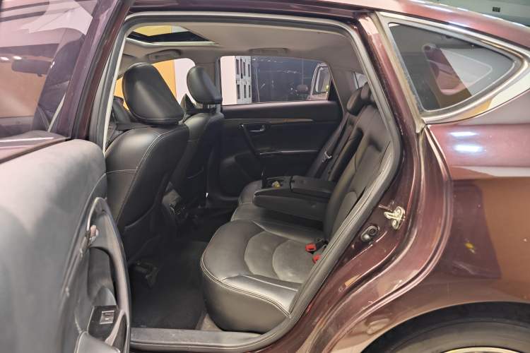 Used GAC Trumpchi GA6 2016 235T DCT Luxury Edition Interior 6